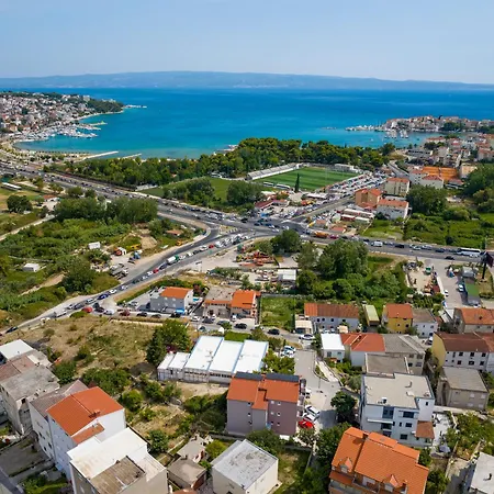 Lejlighed Pinia